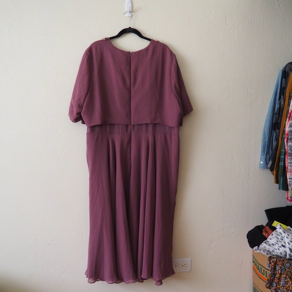 Asos Curve Midi Dress w/ 3D Embellished Neckline sz US 24 - Picture 8 of 9